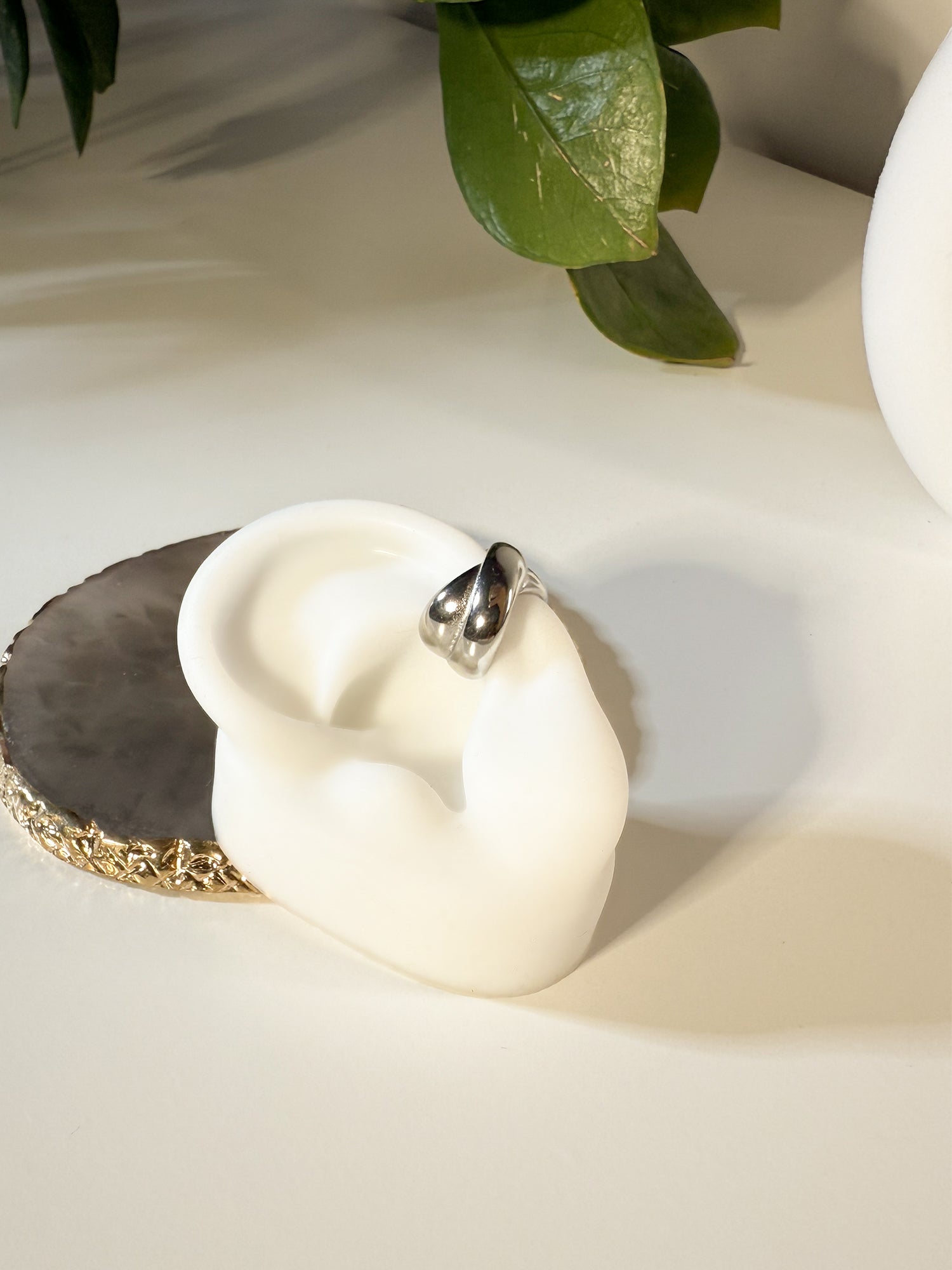 EAR CUFF DAISY