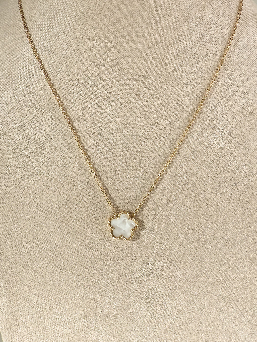 COLLANA VAN