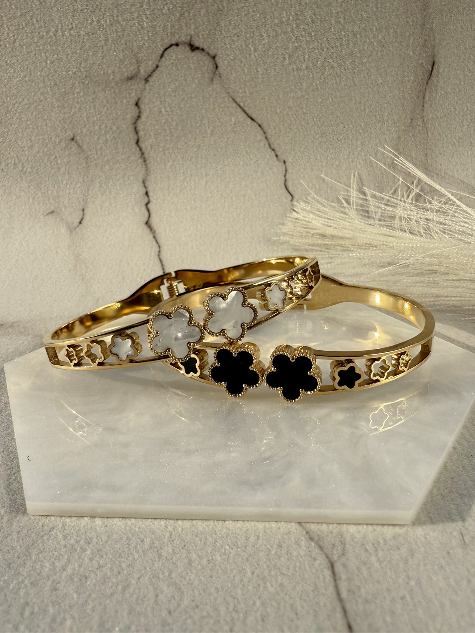 BRACCIALE VAN 8 MOTIVI