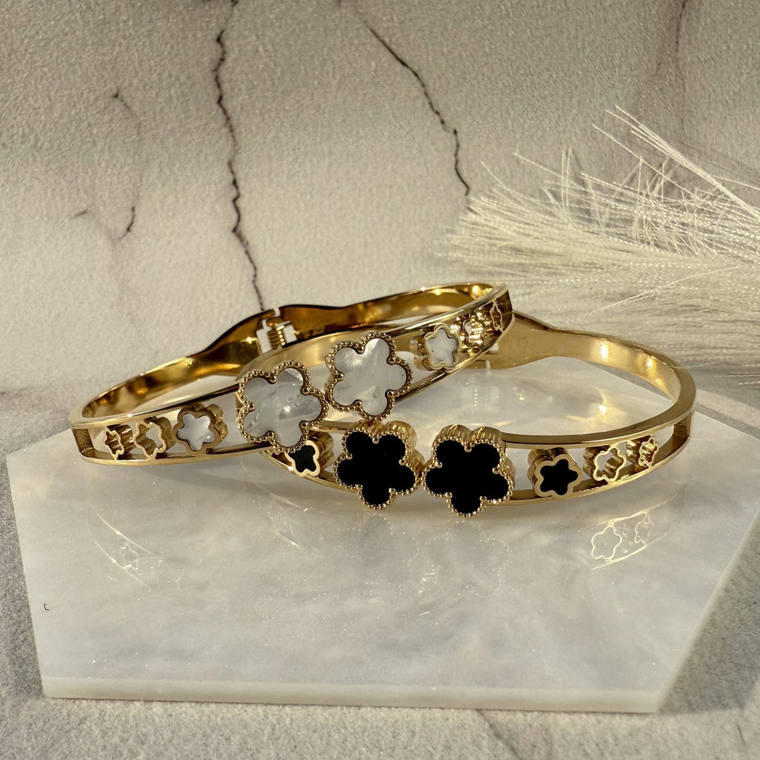 BRACCIALE VAN 8 MOTIVI