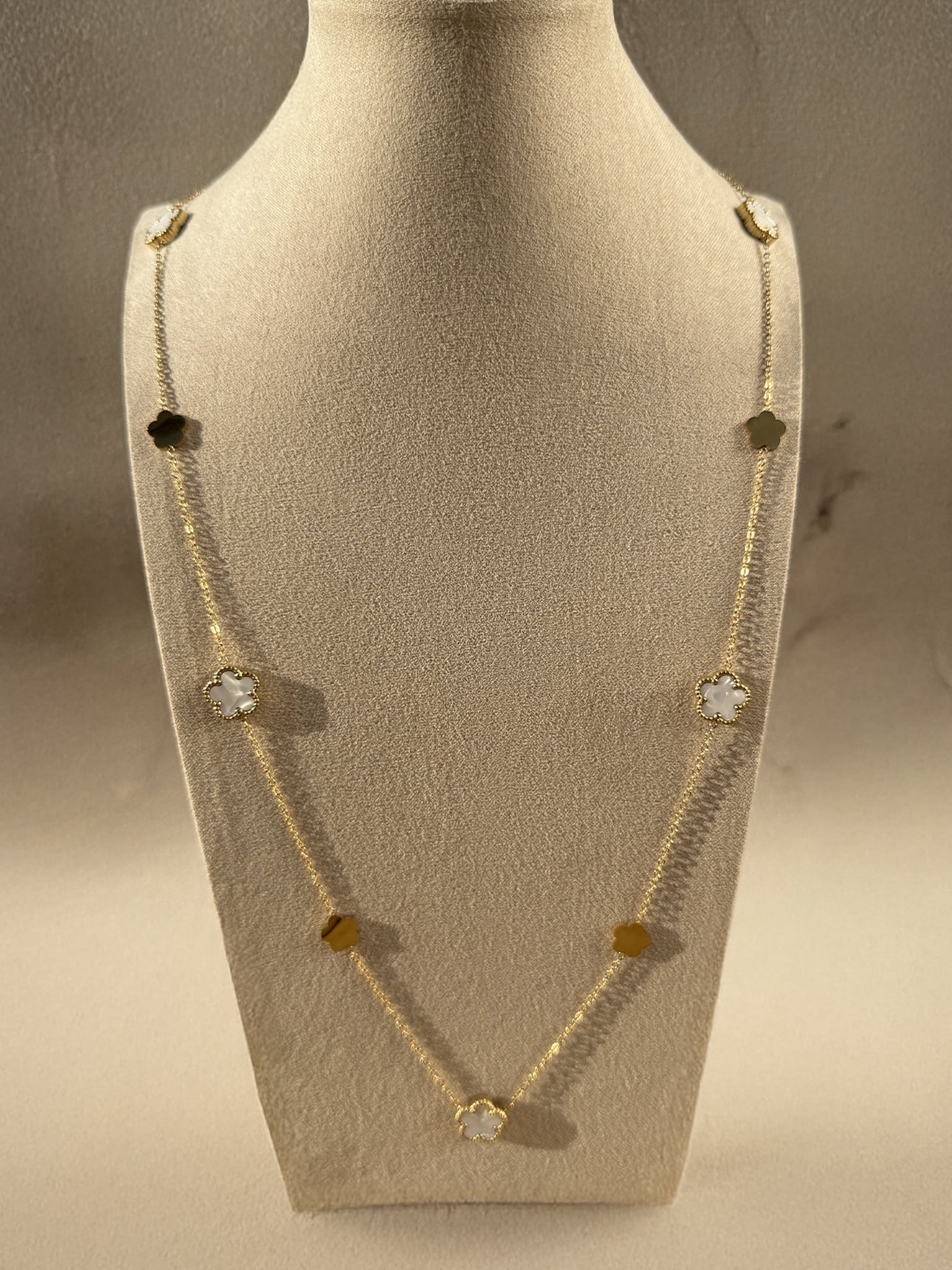 COLLANA VAN ALTERNATA
