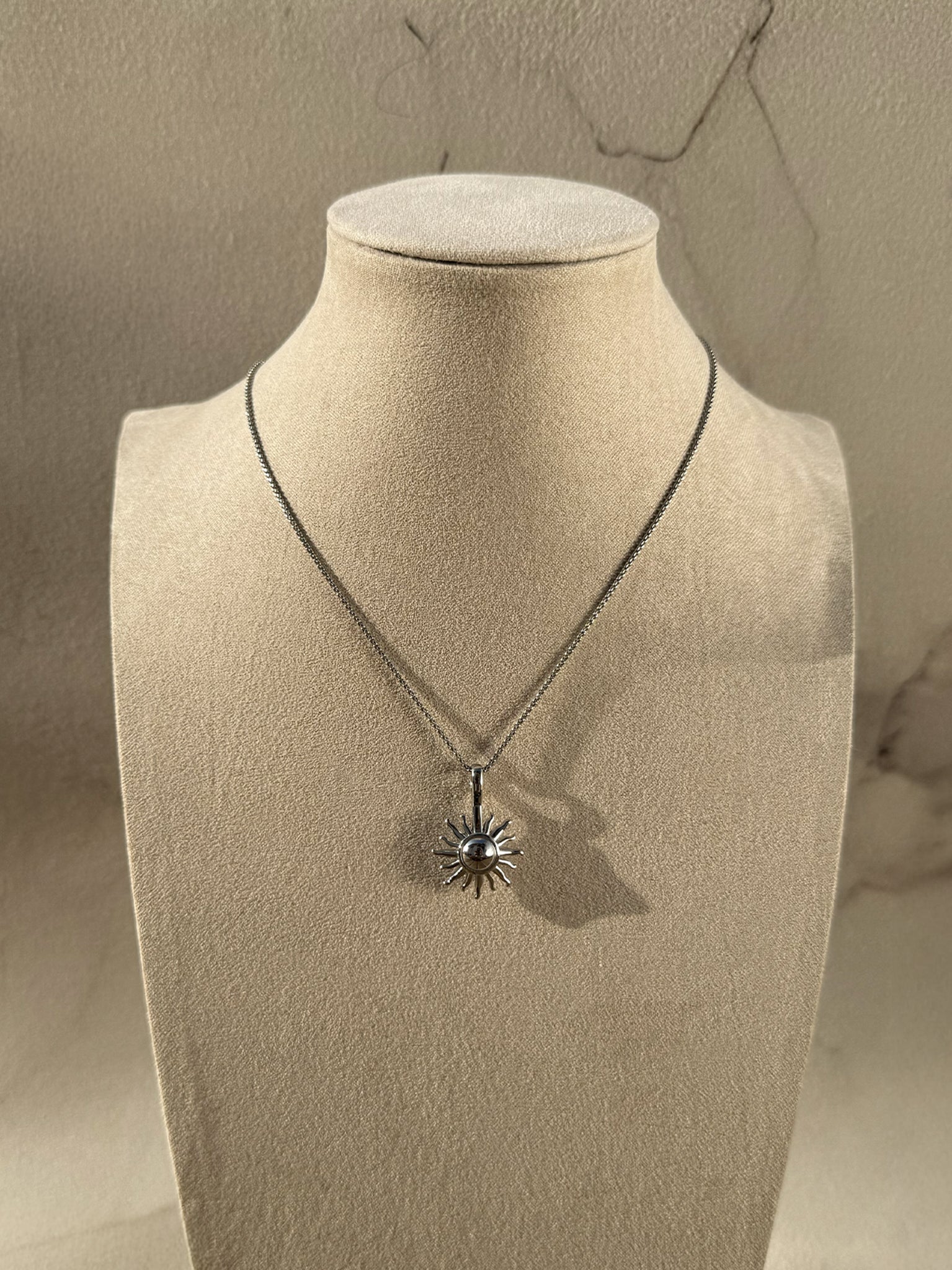 COLLANA SOLE