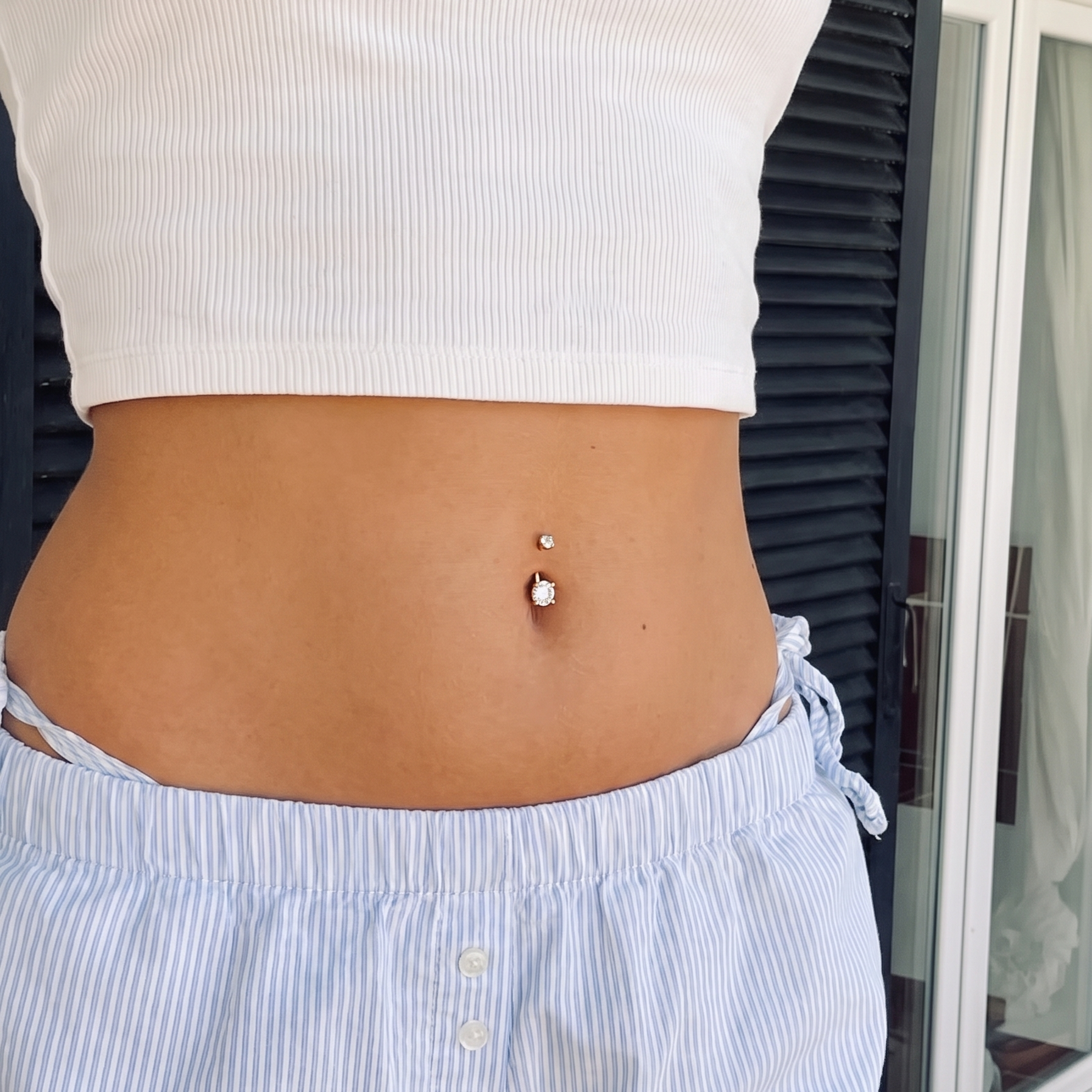Piercing Diamond Glint