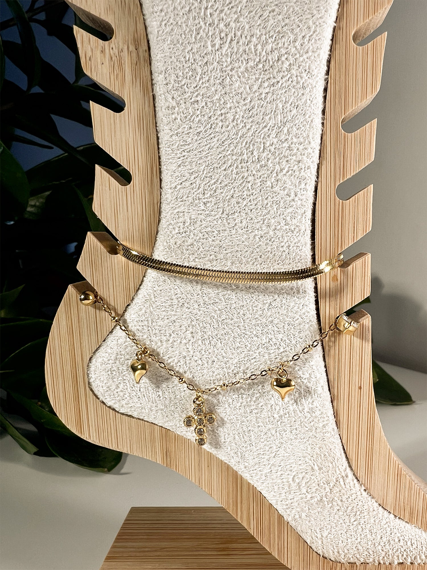 CAVIGLIERA SNAKE PENDANTS